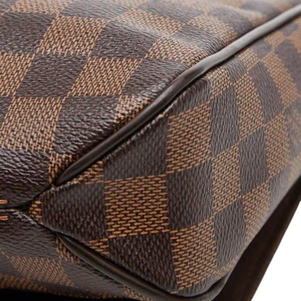 Louis Vuitton delivery duty